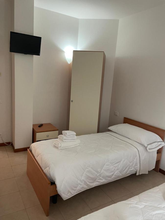 Hotel Sportland Colle di Val d'Elsa Exterior foto