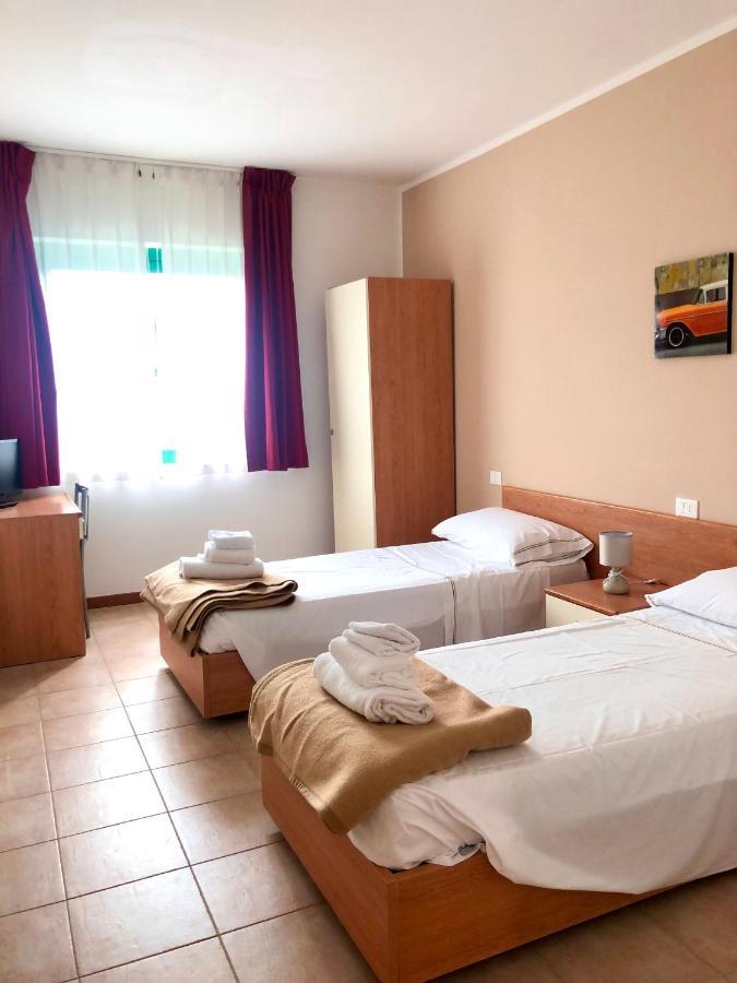 Hotel Sportland Colle di Val d'Elsa Exterior foto